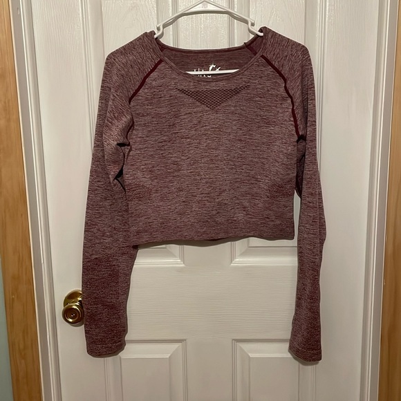 Icon apparel long sleeve workout top. A2 - Picture 1 of 11